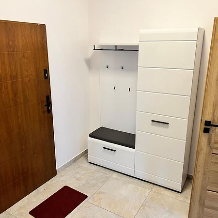 Апартаменти Comfort Center Битом Екстер'єр фото