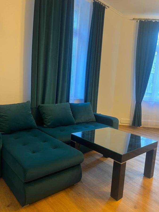 Апартаменти Comfort Center Битом Екстер'єр фото